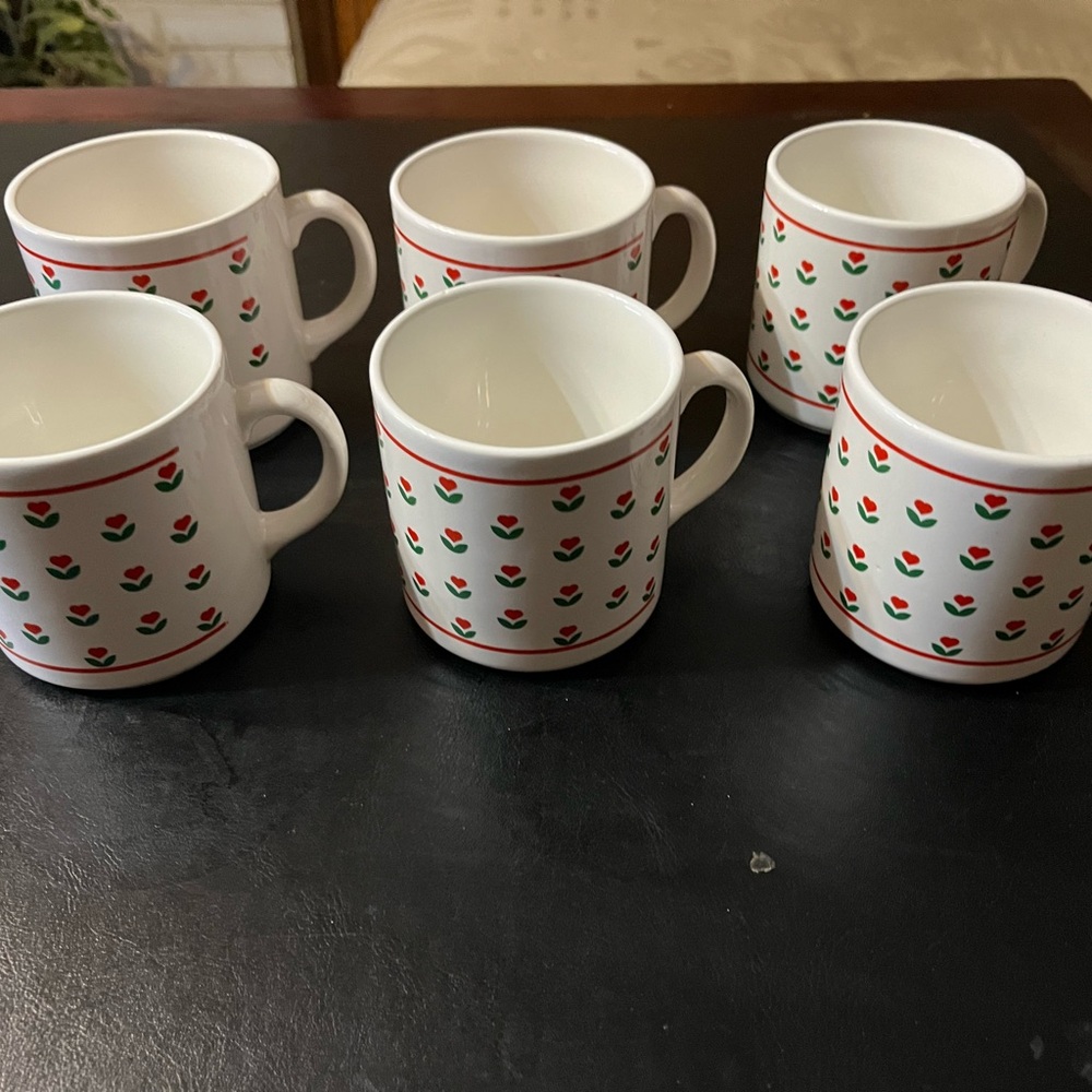 Set of six Houze mugs-Vintage
